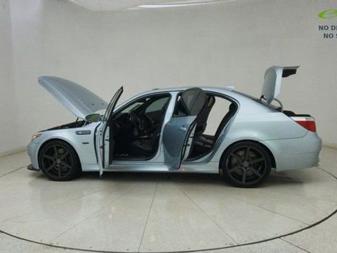 Used 2006 BMW M5 RWD image 71