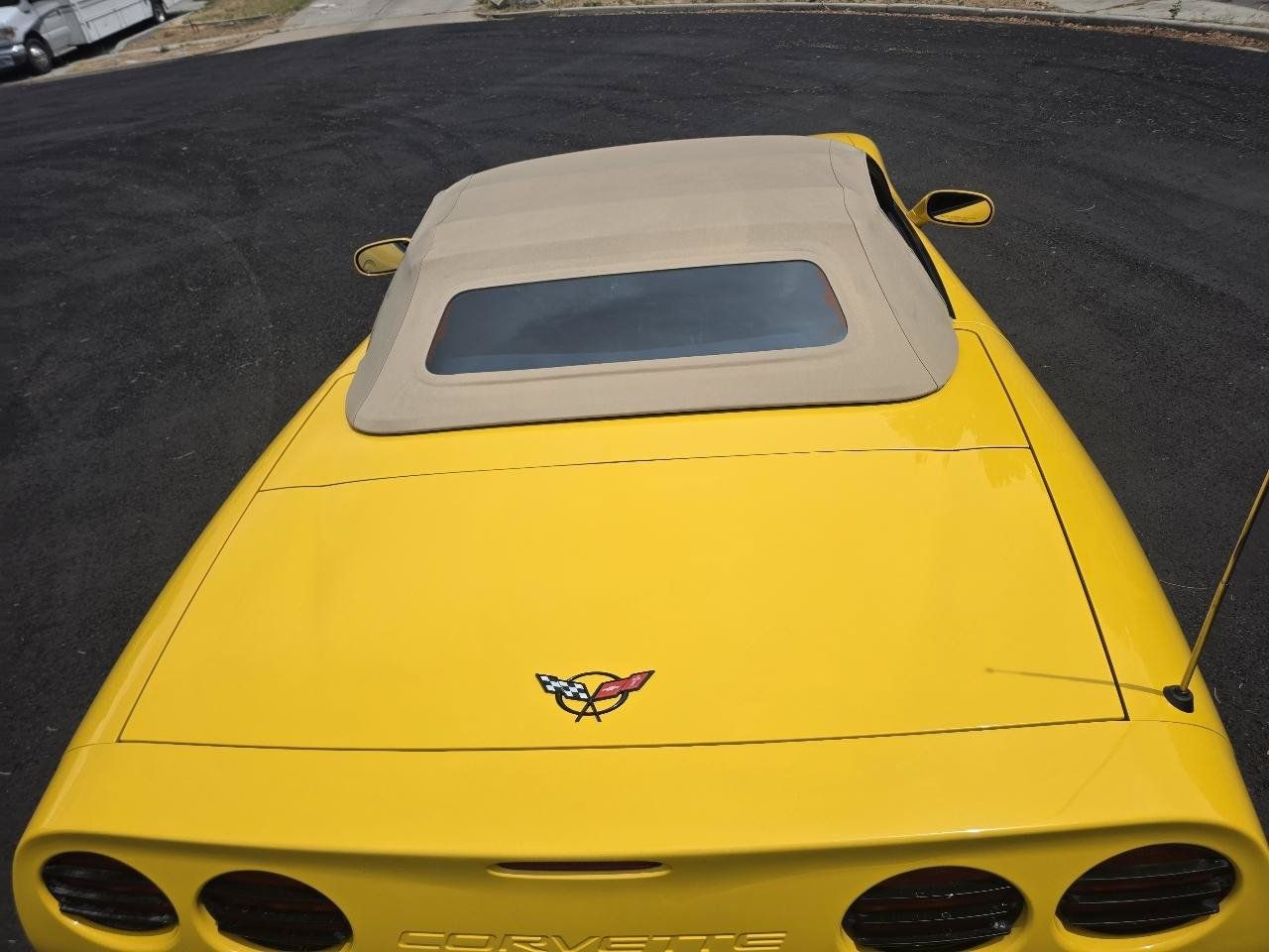 Used 2002 Chevrolet Corvette Convertible w/ Preferred Equipment Group2 RWD image 6