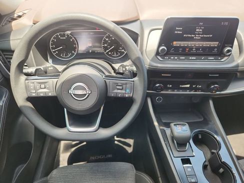 Used 2023 Nissan Rogue SV AWD/4WD image 11