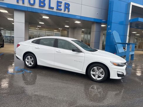 Used 2024 Chevrolet Malibu LS image 30