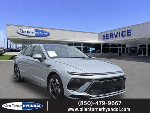 Certified 2025 Hyundai Sonata SEL FWD image 1