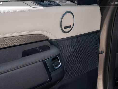 Used 2023 Land Rover Discovery S R-Dynamic image 58