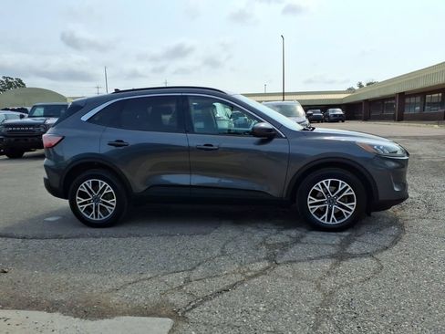 Certified 2020 Ford Escape SEL AWD/4WD image 6