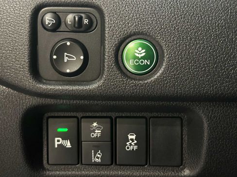 Used 2020 Honda Pilot Black Edition image 17