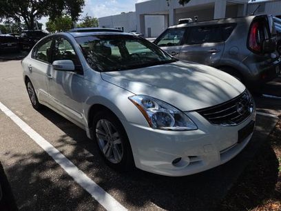 Used 2012 Nissan Altima 3.5 SR w/ Sport Pkg