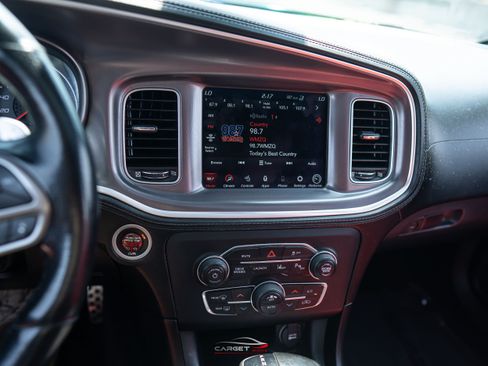 Used 2020 Dodge Charger Scat Pack RWD image 31