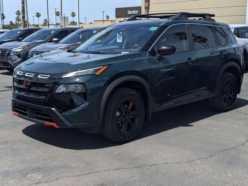 New 2026 Nissan Rogue SV AWD/4WD image 5