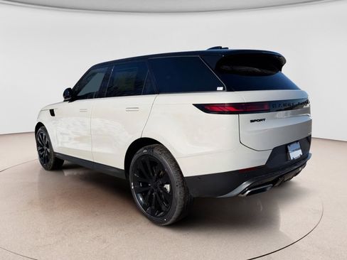 New 2026 Land Rover Range Rover Sport SE image 7