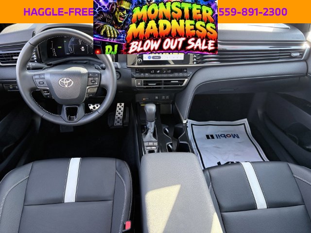 Used 2026 Toyota Camry SE FWD image 8