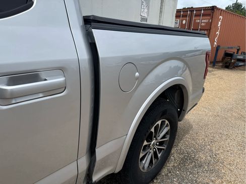 Used 2018 Ford F150 XLT w/ Equipment Group 302A Luxury RWD image 18