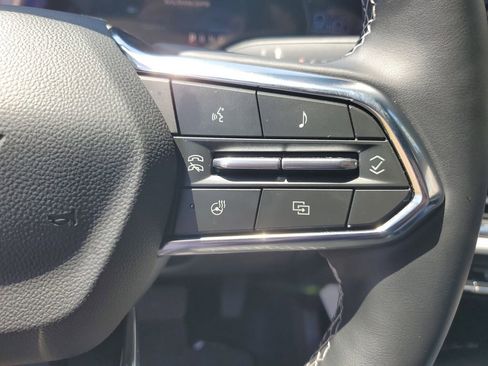 Used 2026 Chevrolet Equinox EV LT w/ Convenience Package II AWD/4WD image 30