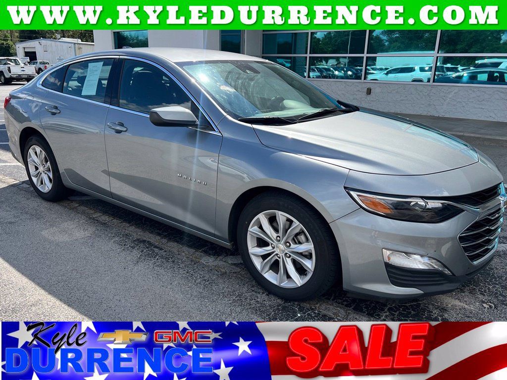 Used 2025 Chevrolet Malibu LT FWD image 1