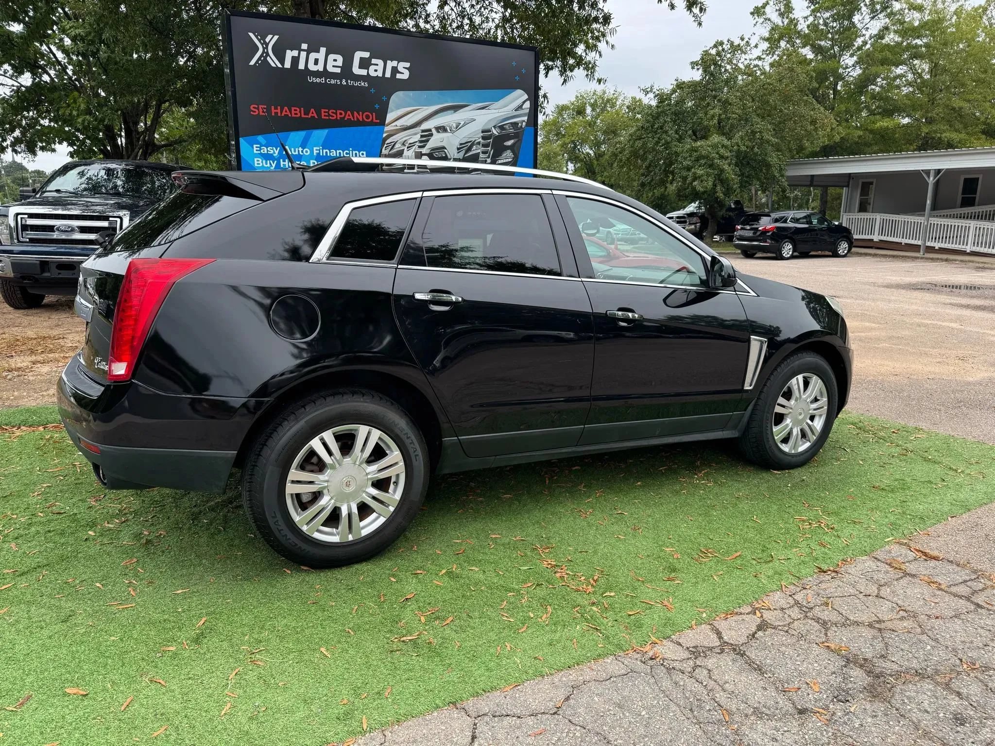 Used 2014 Cadillac SRX Luxury FWD image 5