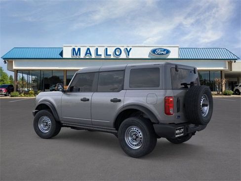 New 2025 Ford Bronco 4-Door image 4