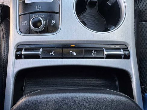 Used 2018 Kia Stinger GT image 21