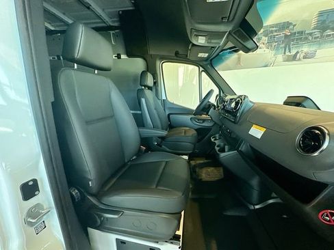 New 2026 Mercedes-Benz Sprinter 3500 image 24