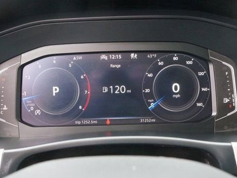 Certified 2023 Volkswagen Atlas SE w/ Panoramic Sunroof Package image 17