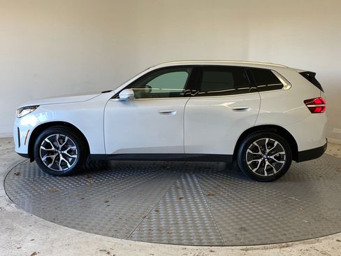 New 2026 BMW X3 xDrive30 w/ Premium Package image 2