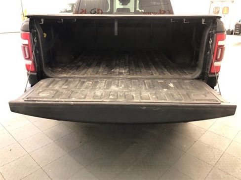 Used 2022 RAM 1500 Laramie image 9