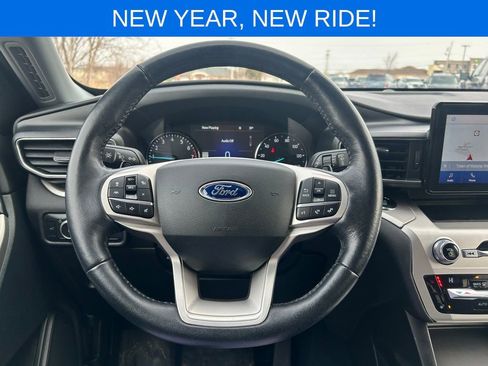 Certified 2021 Ford Explorer XLT w/ Equipment Group 202A image 36