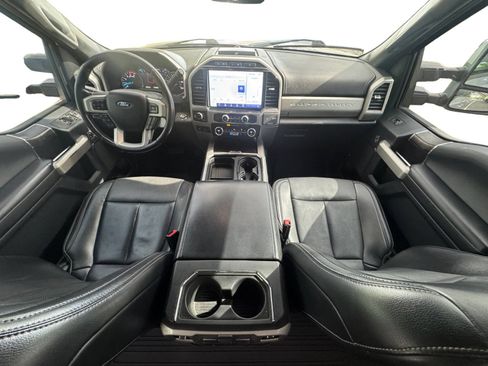 Used 2022 Ford F250 Lariat w/ Lariat Ultimate Package AWD/4WD image 11