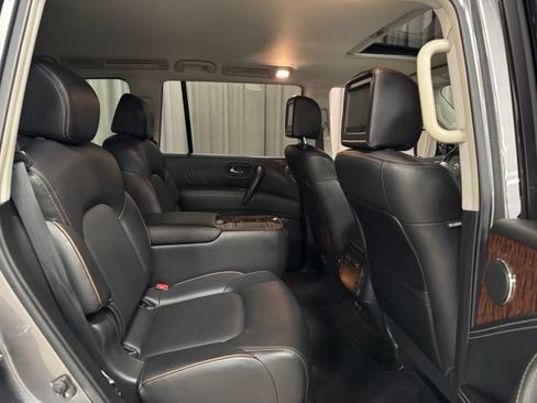 Used 2020 Nissan Armada Platinum w/ Captain's Chairs Package RWD image 14