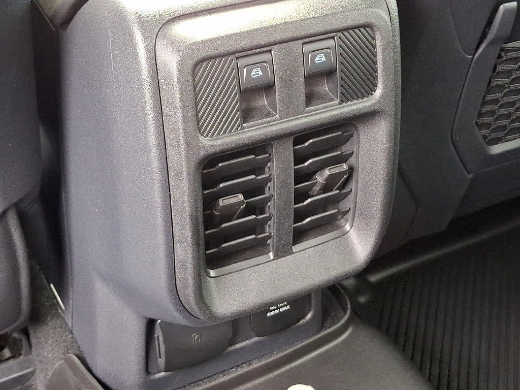 Used 2025 Ford Bronco Badlands AWD/4WD image 11