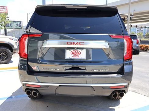 Used 2022 GMC Yukon Denali RWD image 6
