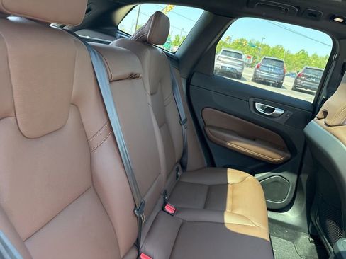 Certified 2024 Volvo XC60 T8 Plus w/ Protection Package Premier AWD/4WD image 36