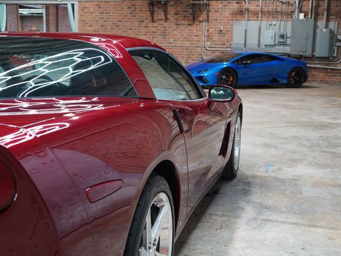 Used 2007 Chevrolet Corvette Coupe w/ Preferred Equipment Group image 19