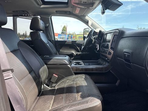 Used 2015 GMC Sierra 3500 Denali image 22