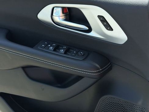 New 2026 Chrysler Pacifica Limited FWD image 26