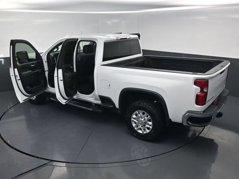 Used 2022 Chevrolet Silverado 2500 LTZ w/ Safety Package AWD/4WD image 19