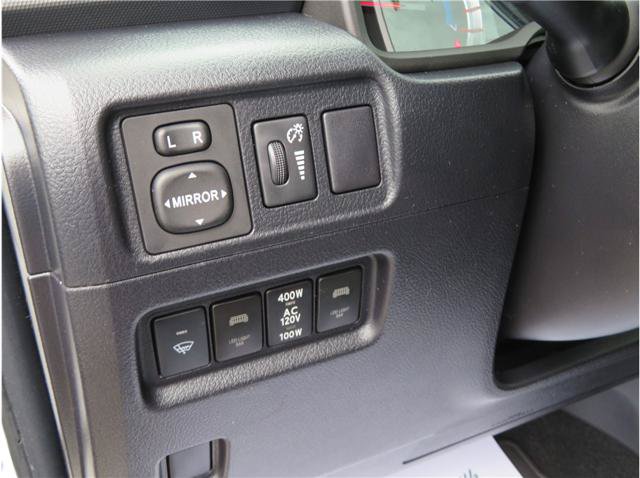 Used 2018 Toyota 4Runner SR5 Premium AWD/4WD image 11