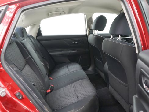 Used 2016 Nissan Altima 2.5 S w/ Power Driver Seat Package FWD image 12
