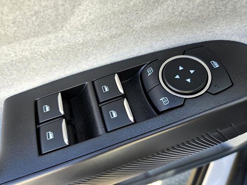 New 2025 Ford Maverick XLT w/ XLT Luxury Package image 29