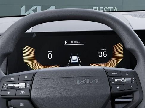New 2026 Kia Sportage LX FWD image 21