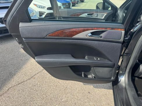 Used 2017 Lincoln MKZ Select w/ Select Plus Package AWD/4WD image 14
