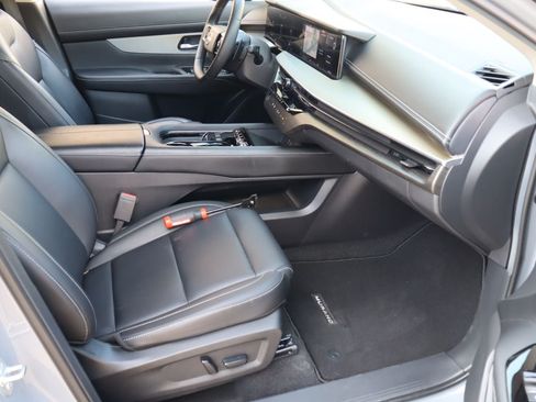 Used 2025 Nissan Murano SL AWD/4WD image 18