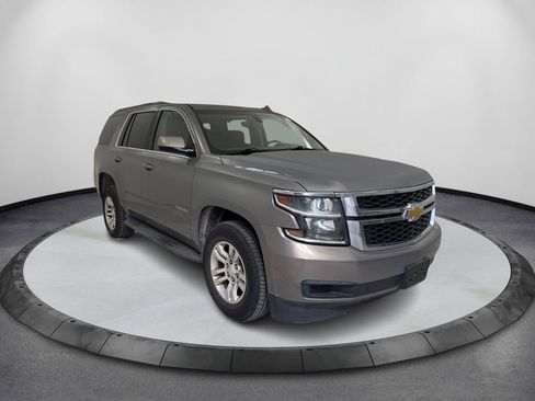 Used 2017 Chevrolet Tahoe LS RWD image 3