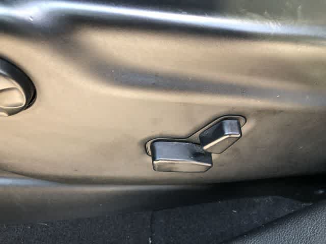 Certified 2020 Jeep Grand Cherokee Altitude AWD/4WD image 14