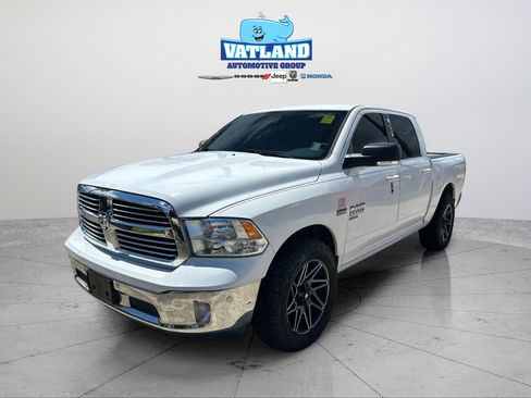 Used 2019 RAM 1500 Lone Star RWD image 1