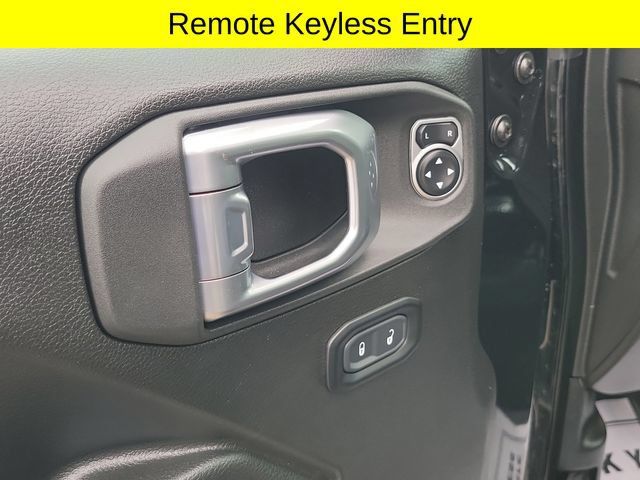 Used 2023 Jeep Gladiator Mojave AWD/4WD image 20