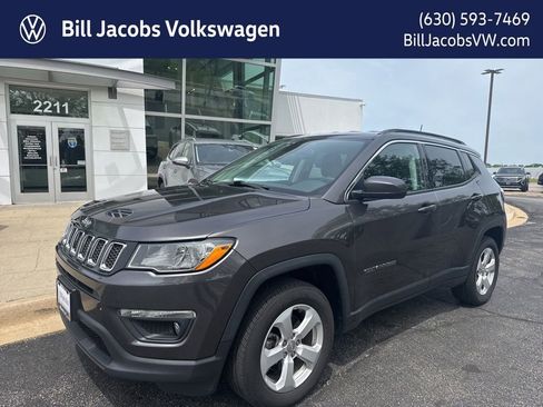 Used 2019 Jeep Compass Latitude AWD/4WD image 1