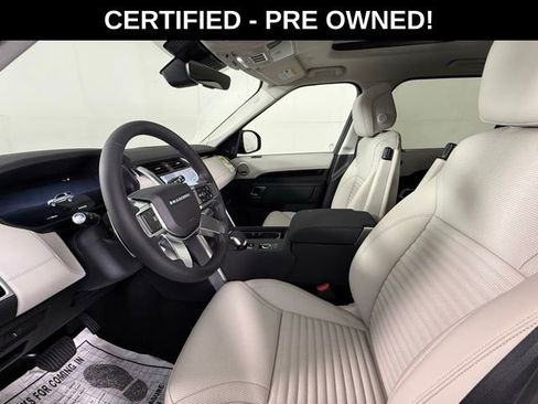 Certified 2025 Land Rover Discovery S AWD/4WD image 11