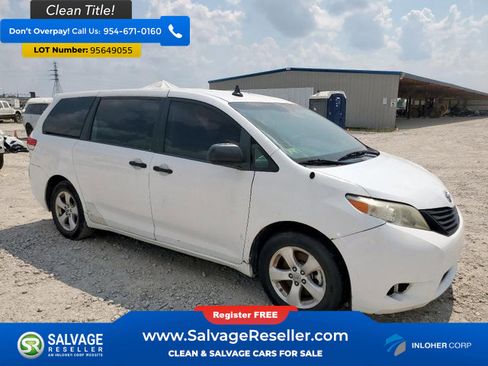Used 2012 Toyota Sienna FWD image 5
