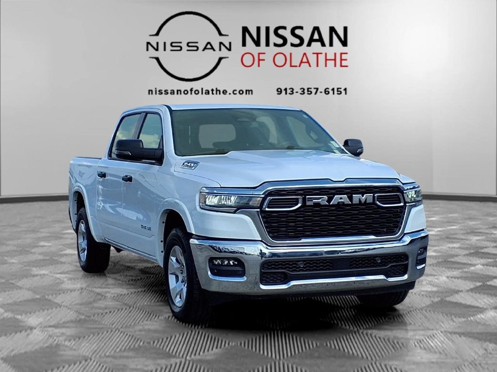 Used 2025 RAM 1500 Big Horn AWD/4WD image 29
