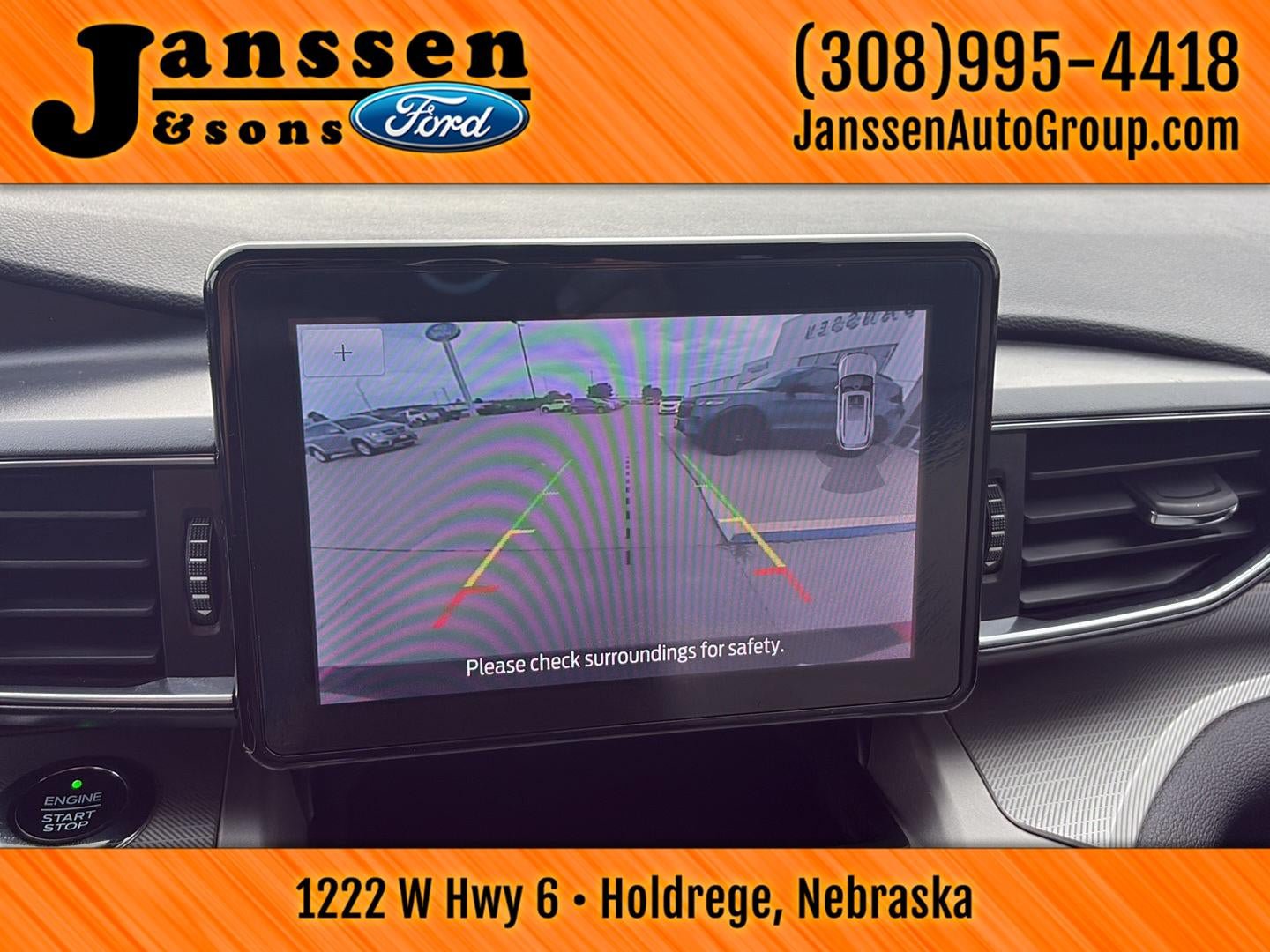 Used 2021 Ford Explorer XLT w/ Equipment Group 202A AWD/4WD image 20