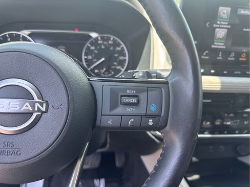 Used 2022 Nissan Rogue SL w/ SL Premium Package FWD image 20