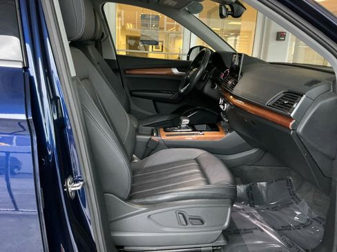 Used 2022 Audi Q5 2.0T Premium w/ Convenience Package image 31